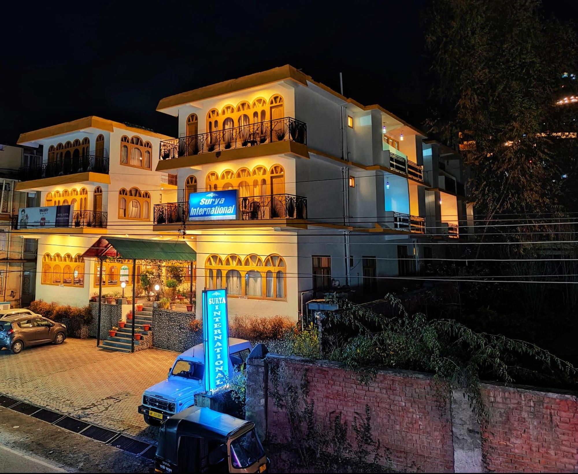 Surya International Hotel Manali Near Mall Road Exterior photo